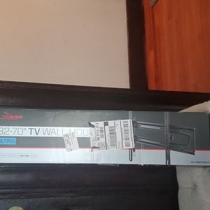 Rocketfish Universal Tilting TV Mount
